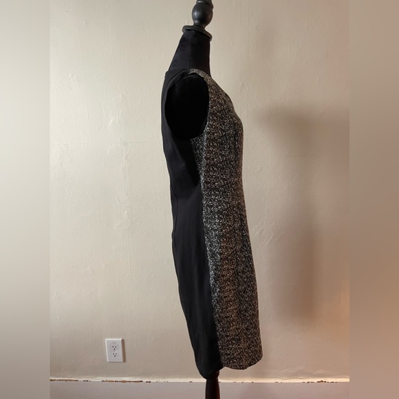 Elie Tahari Black/White Dress, size 10, back zipper, underlining, like new - Picture 7 of 8